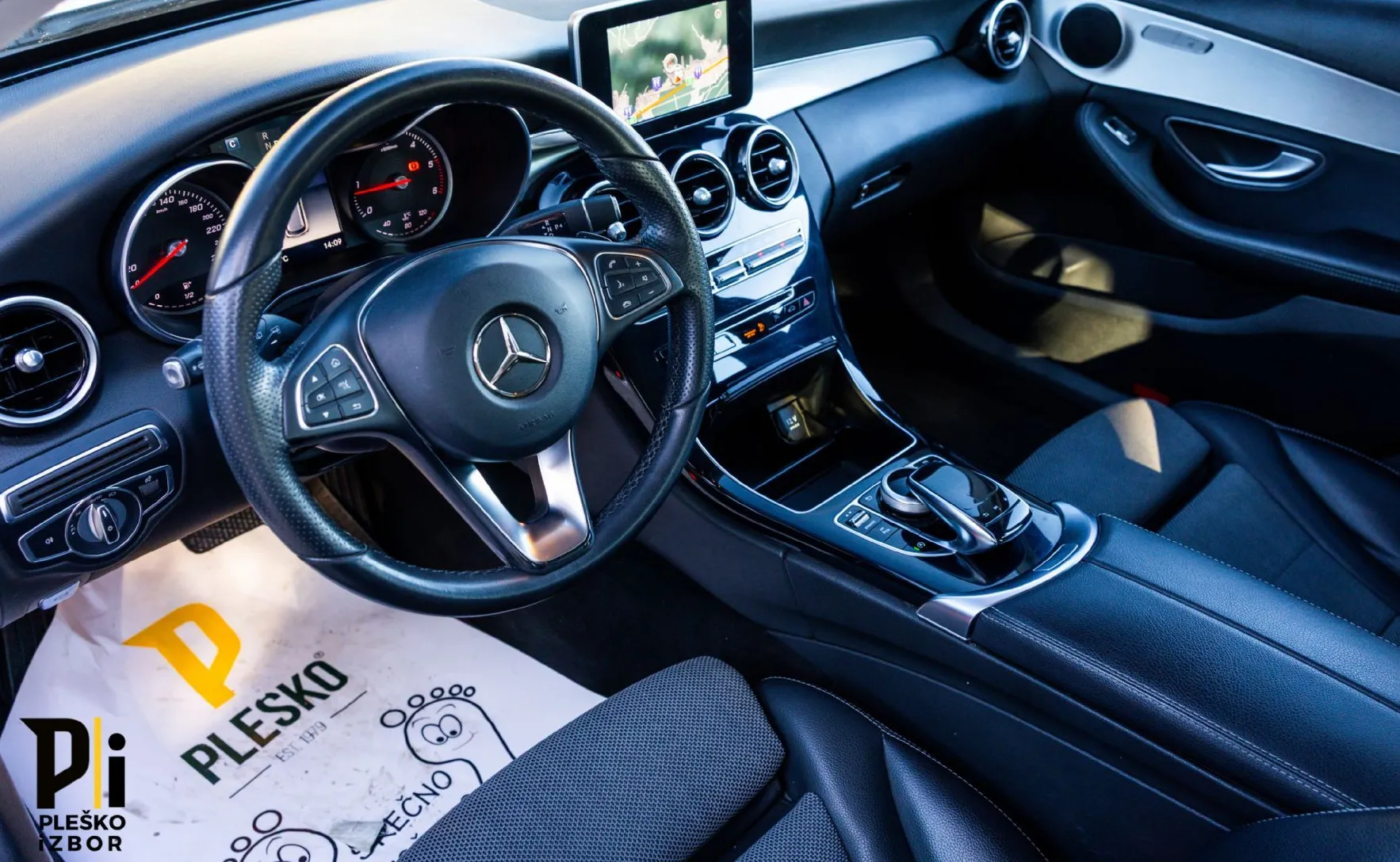 Zunanja slika - Mercedes-Benz C-Razred - C 200d AVANTGARDE - 16