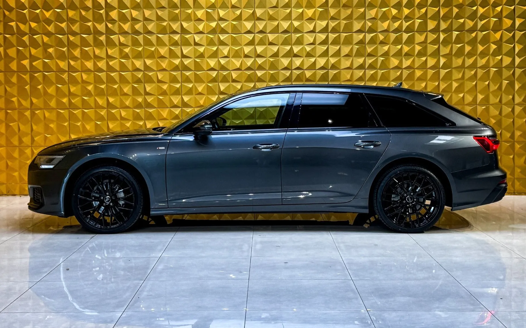 Zunanja slika - Audi A6 Avant - 40 TDI AUT. S Line-VIRTUAL-GRETJE-NAVI-KLJUKA... - 6