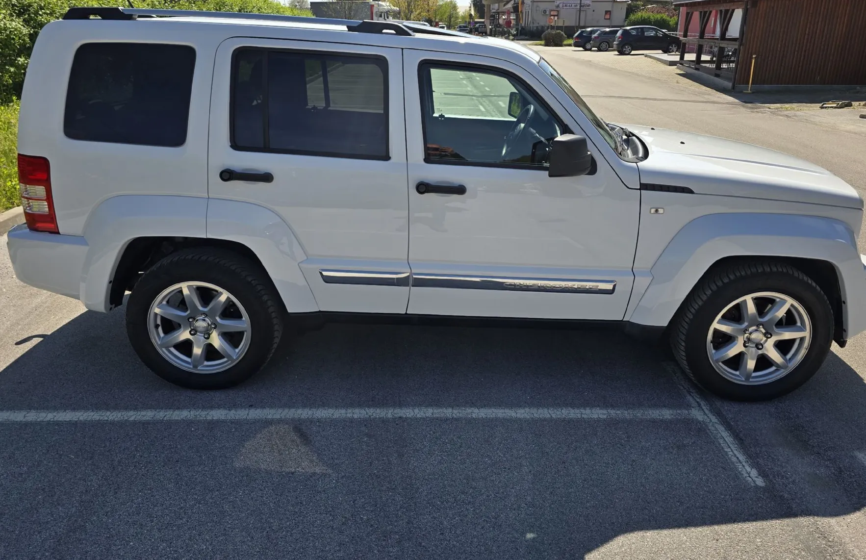 Zunanja slika - Jeep Cherokee - 2.8 Crd Limited 4X4 REDUKTOR - 6