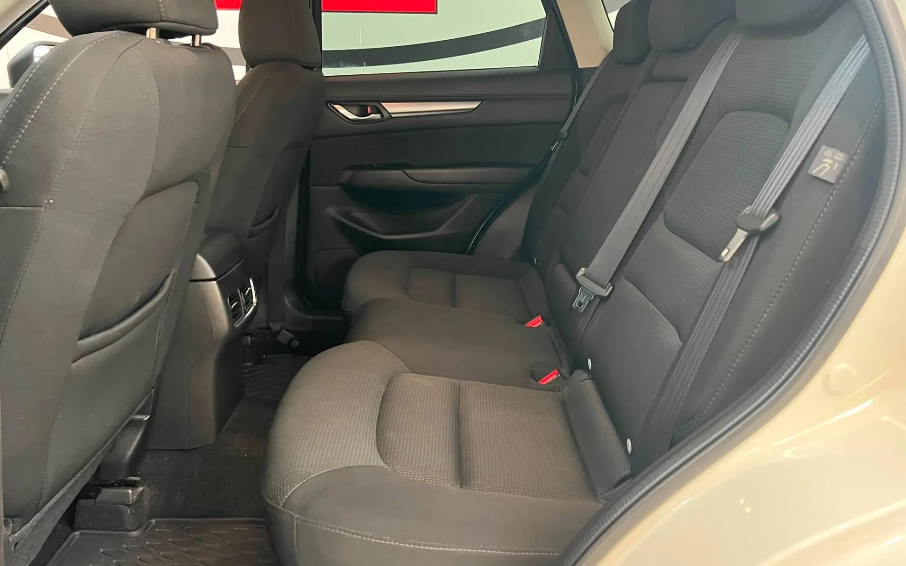 Notranja slika - Mazda CX-5 - CD150 AWD Attraction - 9