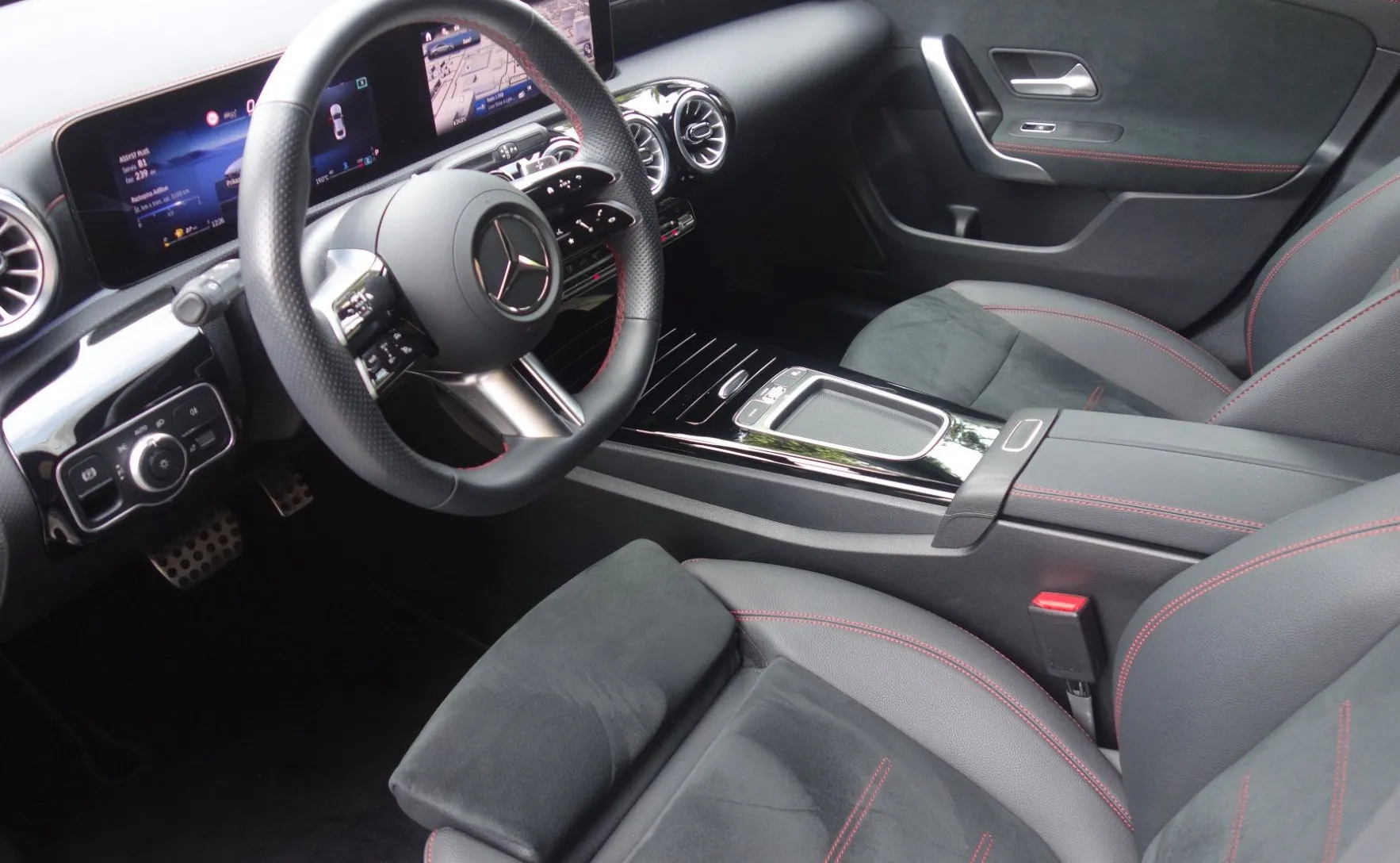 Zunanja slika - Mercedes-Benz CLA-Razred - 200 d AMG Line - 5