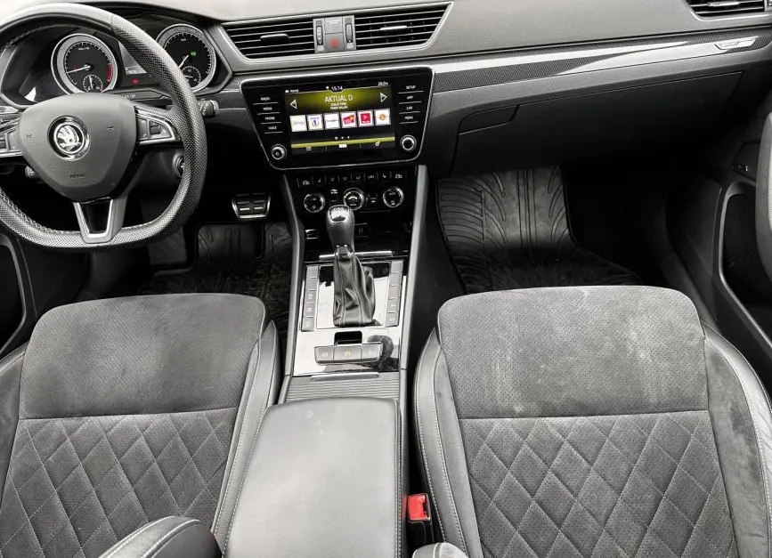 Zunanja slika - Škoda Superb - 2.0 TDI Sportline Combi DSG 140 kW - 9