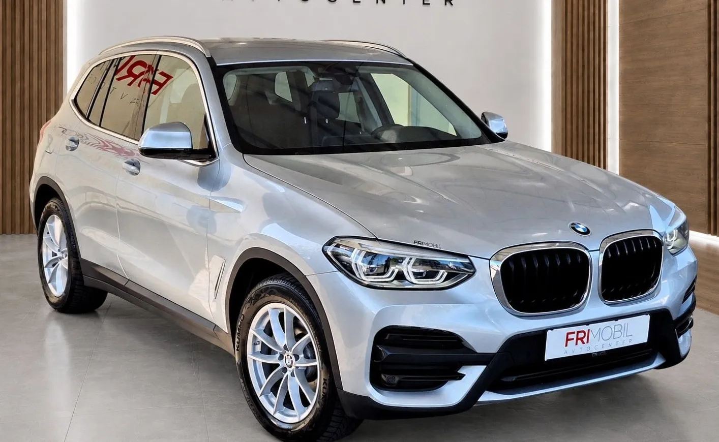 Zunanja slika - BMW X3 - serija : xDrive 20d xLine •ADAPTIVE LED•PDC•ALU•NAVI• - 2