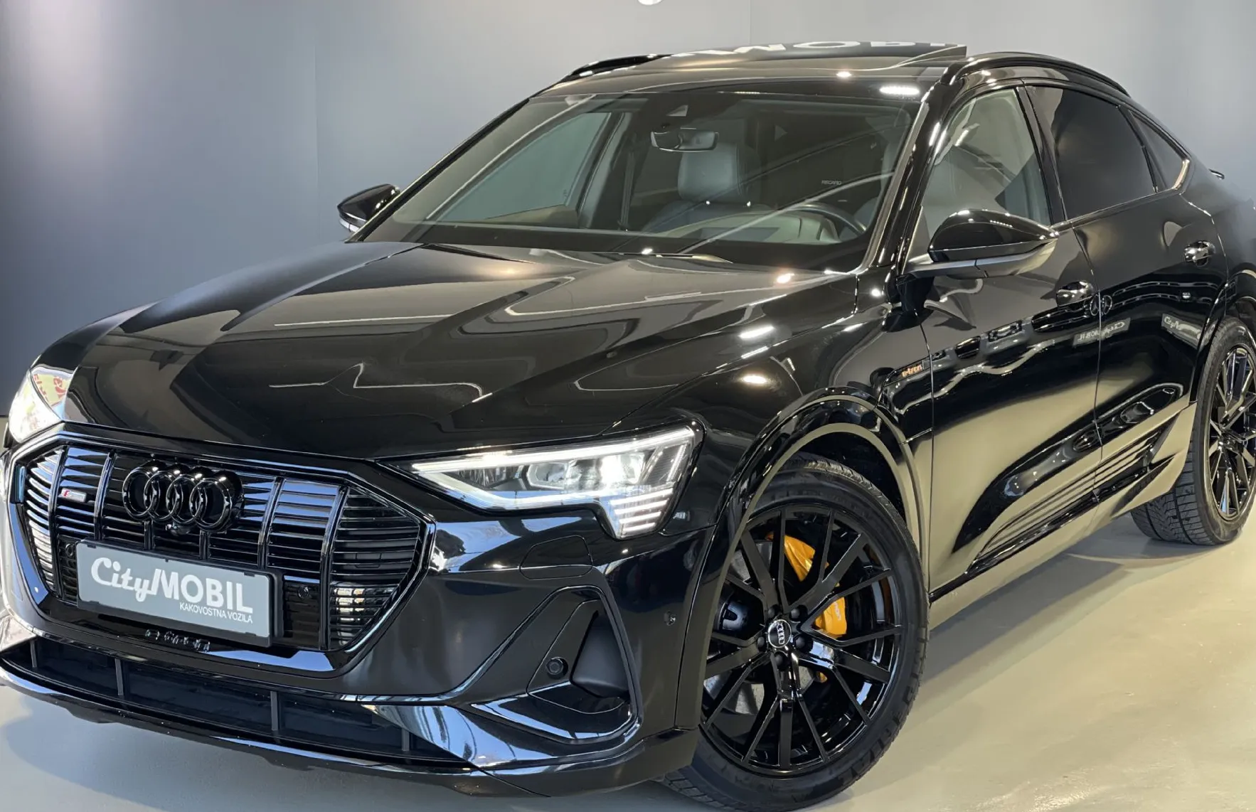 Zunanja slika - Audi e-tron - Sportback 55 quattro S line - 1