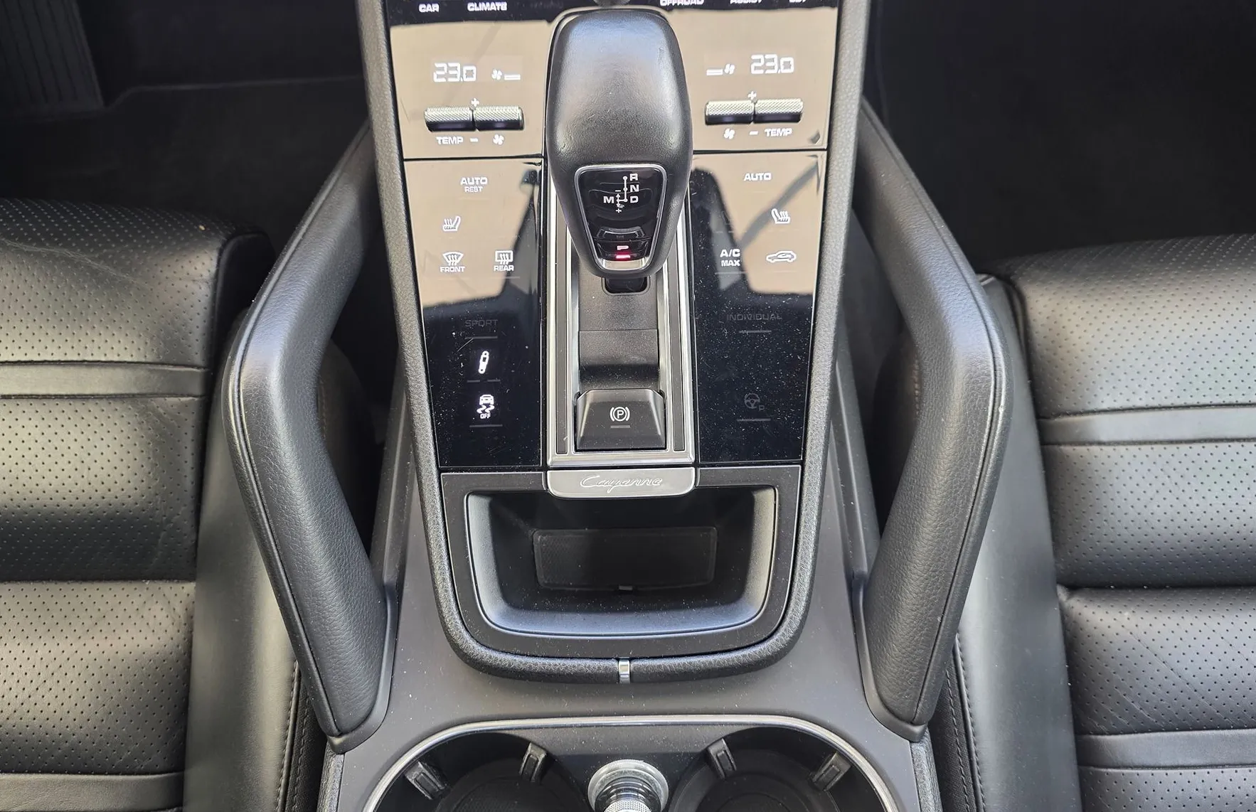 Zunanja slika - Porsche Cayenne - Coupe 3.0 V6 - CHRONO - PANO - BOSE - KLJUKA - 360 KAM - 14