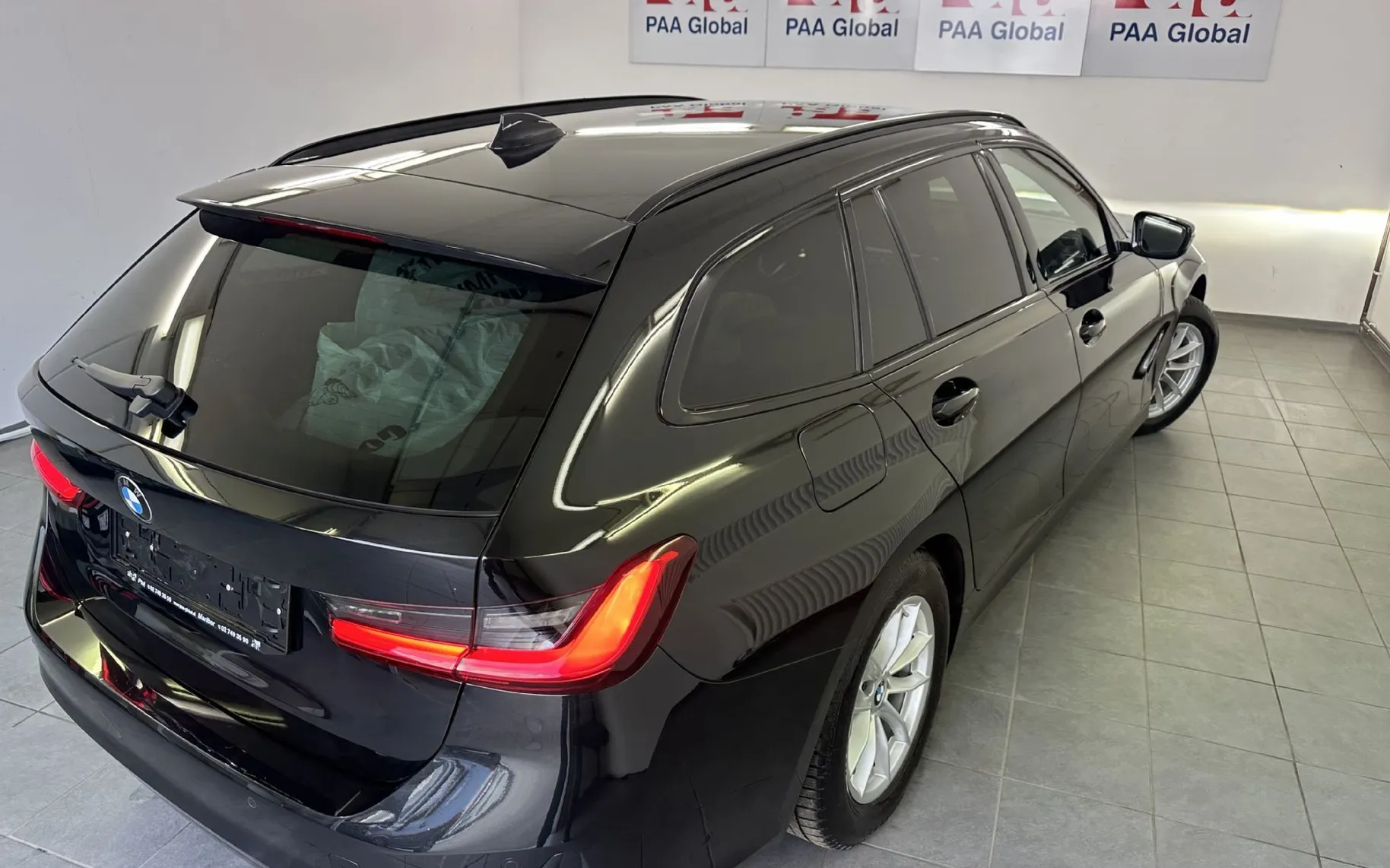 Zunanja slika - BMW Serija 3 - Touring: 318i Luxury.NEMŠKI+4ALU.KAMERA.LED.USNJE.ACC.BE - 5