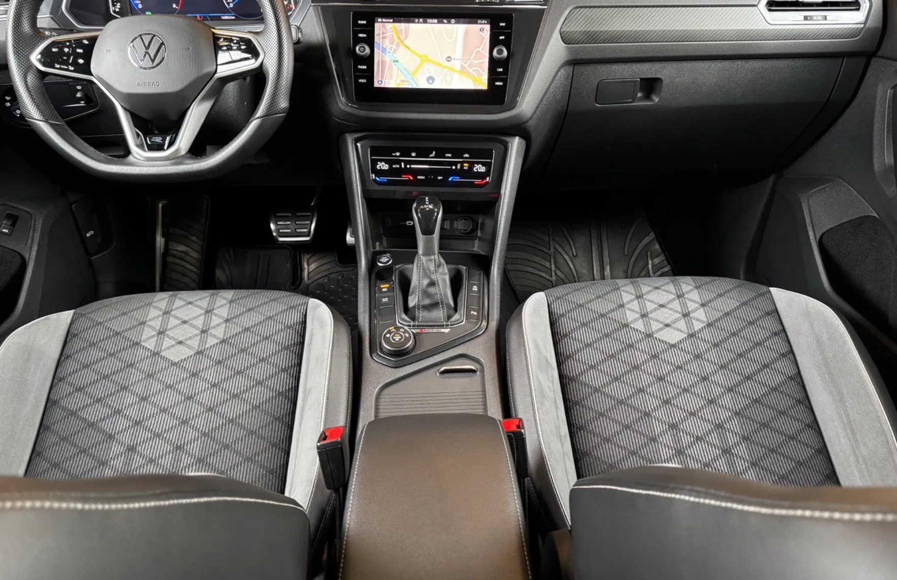 Zunanja slika - VW Tiguan - 2.0 TDI 4MOT-R Line-iQ LED-HEADUP-VIRTUAL-KEYLESS - 13