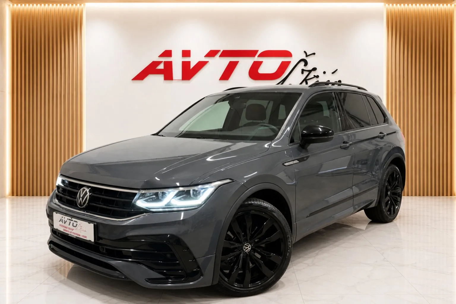 Zunanja slika - VW Tiguan - 2.0 TDI-4X4-R-LINE-ACC-VIRTUAL-IQ-KAMERA-NAVI-F1.. - 1