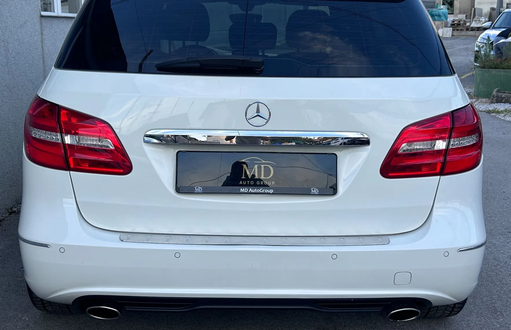 Zunanja slika - Mercedes-Benz B-Razred - B180CDI BlueEFFICIENCY-XSENON-GRETJE SEDEŽEV-18COL - 6