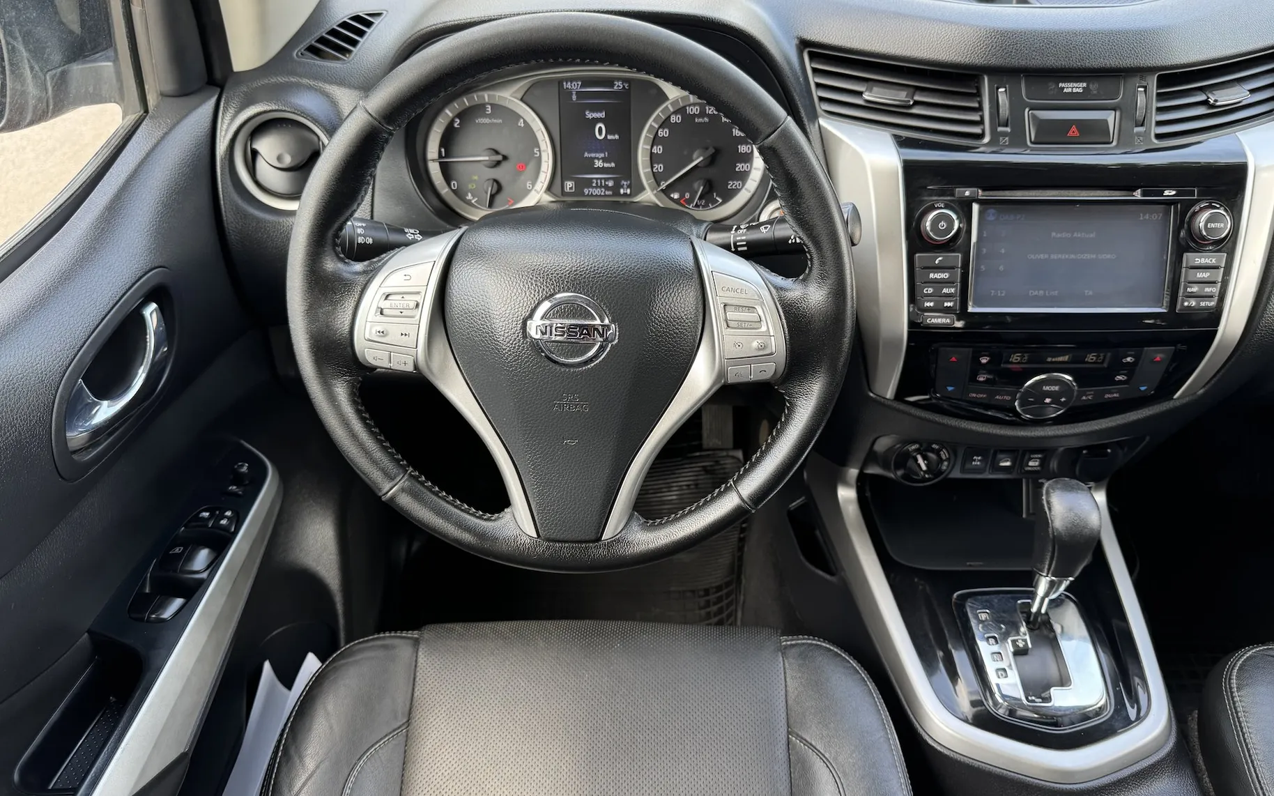 Zunanja slika - Nissan Navara - Tekna 2.3DCI AVT. 4x4 DK - SLO POREKLO - 97.000 km - 14