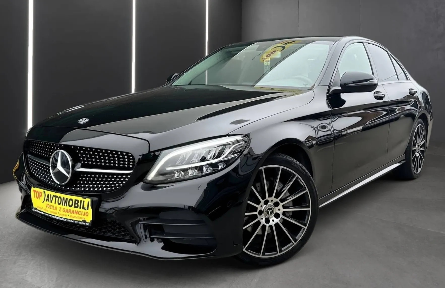 Zunanja slika - Mercedes-Benz C-Razred - C 200 AMG LINE LED DELNO USNJE NAVI KAMERA TEMPO.. - 1