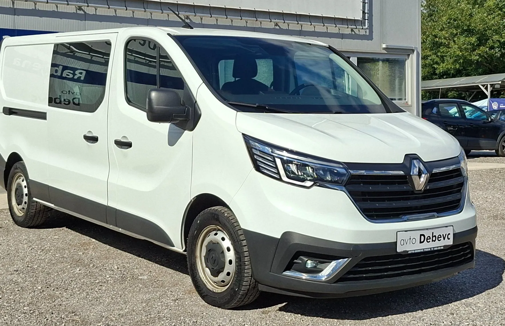 Zunanja slika - Renault Trafic - L2H1P2 - 3