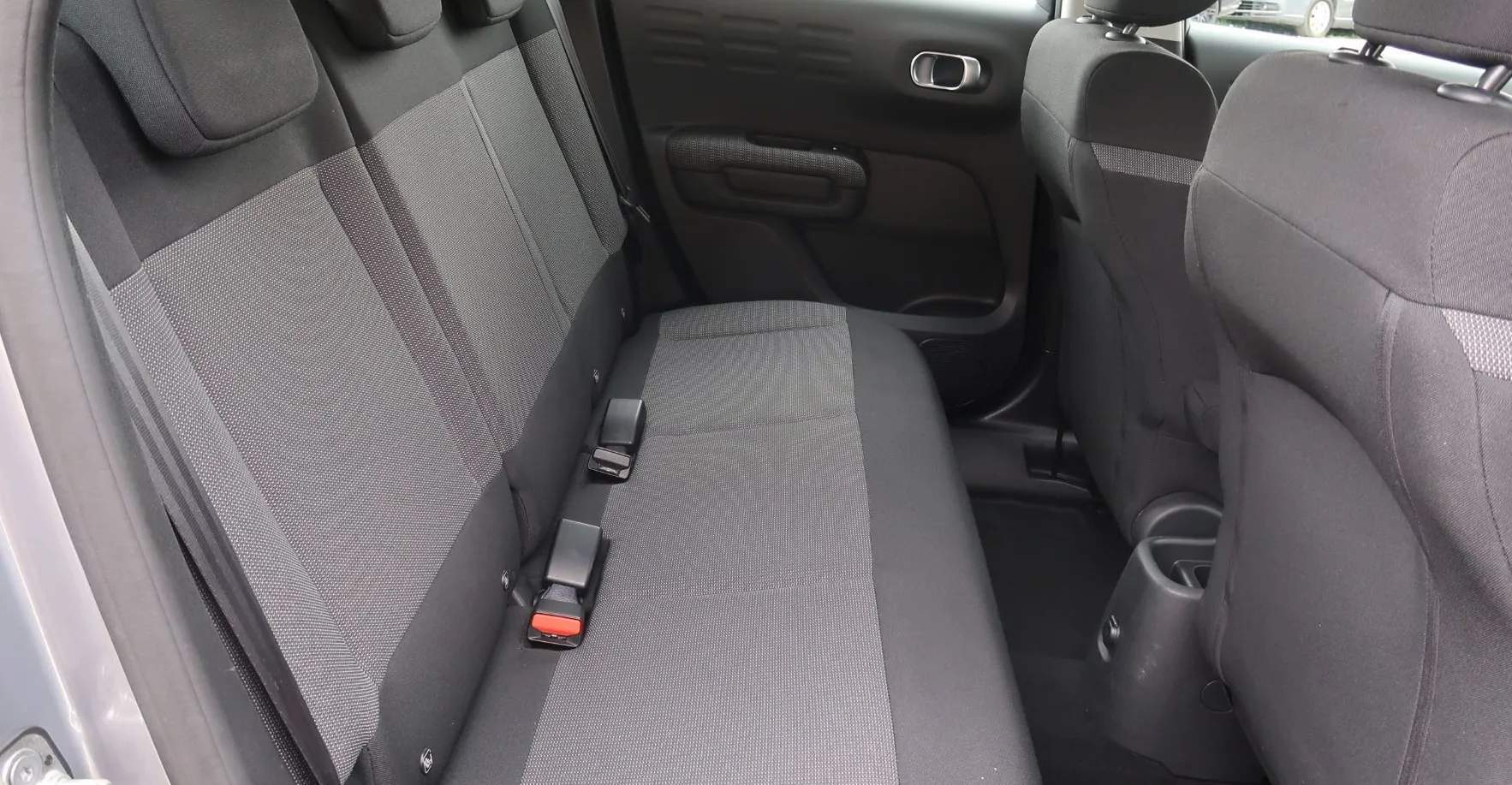 Zunanja slika - Citroën C3 Aircross - BlueHDi 120 S S EAT6 NAVI PDC - 13
