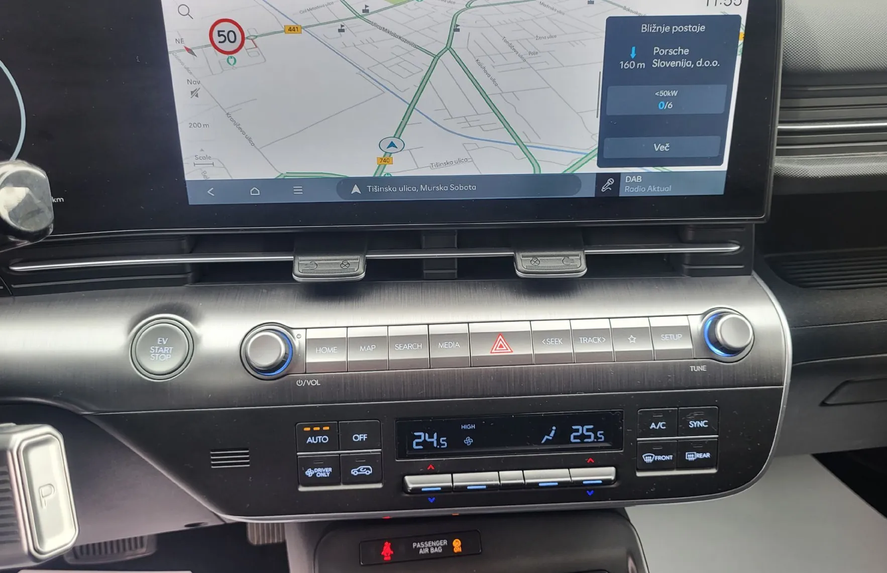 Zunanja slika - Hyundai Kona - EV 48.4 kWh Premium slo-1last-tov.garancija-navi - 12