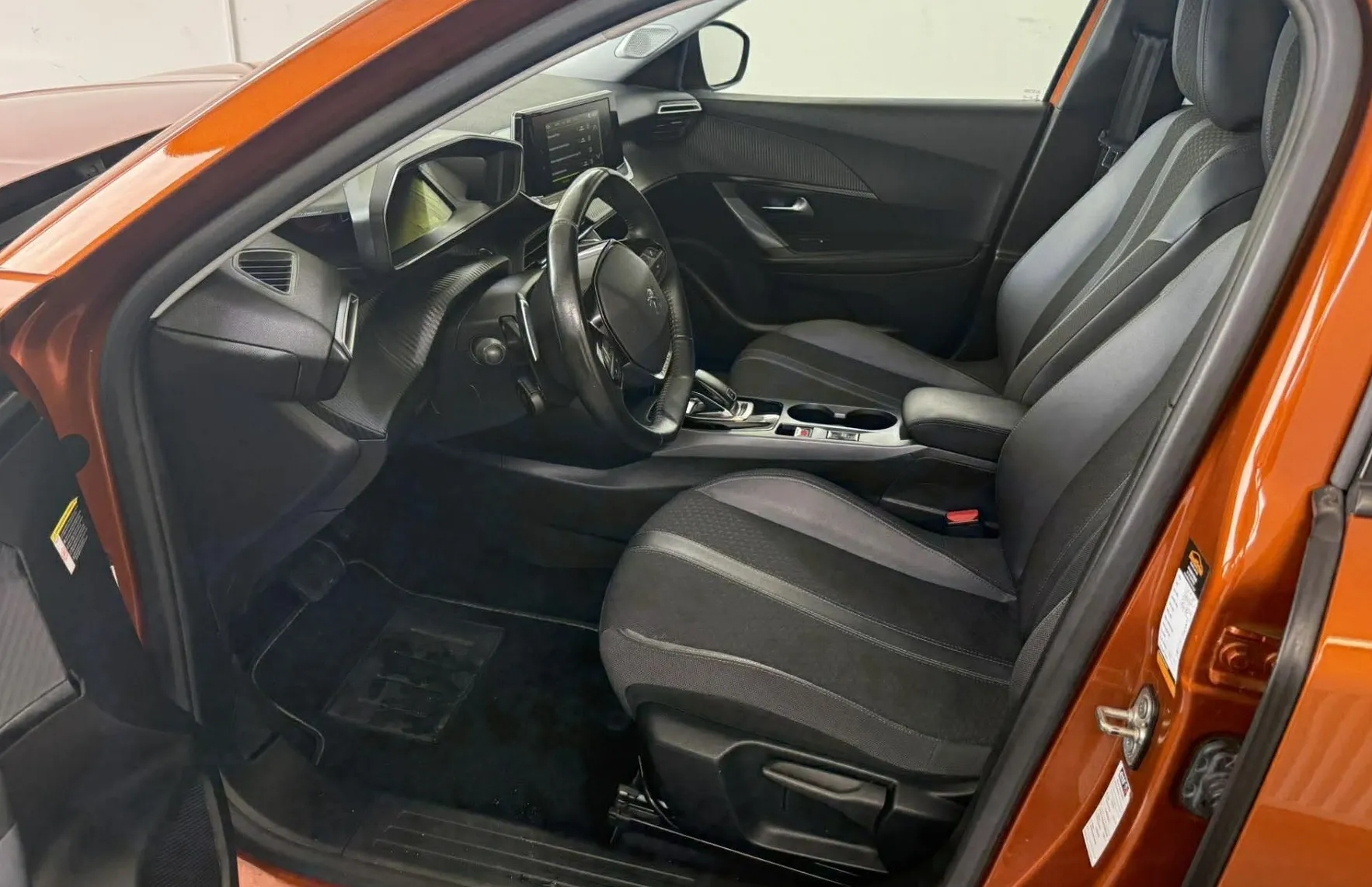 Zunanja slika - Peugeot 2008 - 1.5 BLUEHDI 130 ALLURE.KAMERA.LED.USNJE.NAVI.AUT. - 3