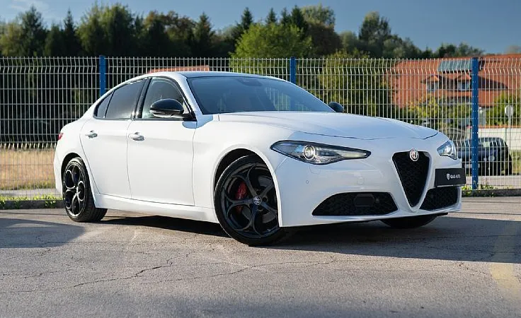 Zunanja slika - Alfa Romeo Giulia - 2.0 Turbo aut. B-Tech 314hp - 3