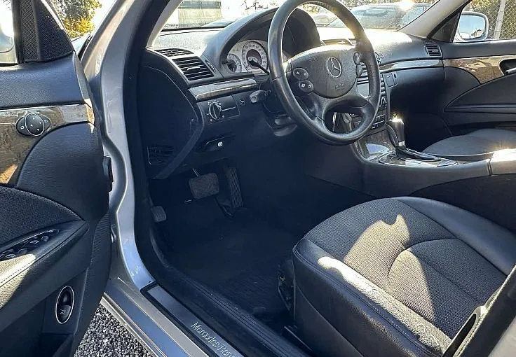Zunanja slika - Mercedes-Benz E-Razred - E 230 AVANTGARDE + MAX OHRANJEN + BREZ POLOGA - 10