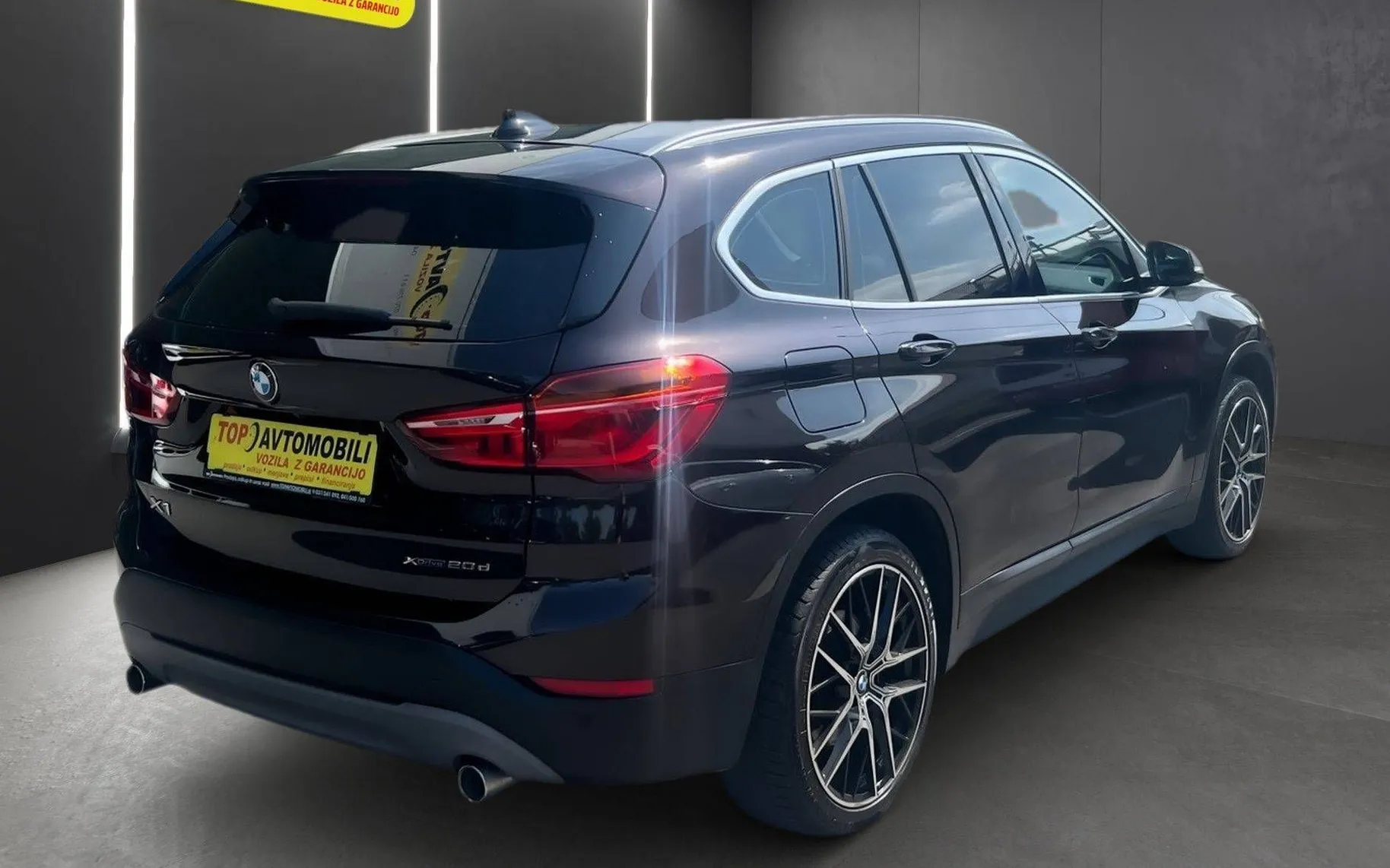 Zunanja slika - BMW X1 - serija : XDrive20d  NAVI PDC KAMERA RADAR LINE ASSIST T - 6
