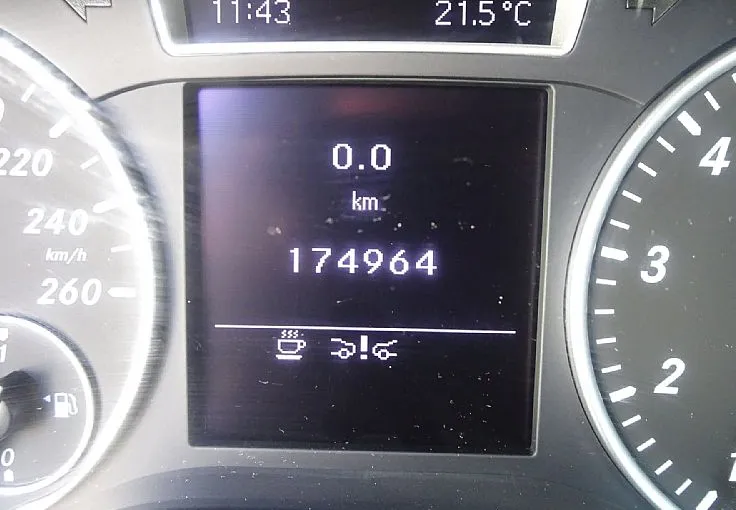 Zunanja slika - Mercedes-Benz B-Razred - B 180 BlueEFFICIENCY FINANCIRANJE BREZ POLOGA - 10