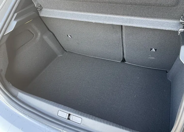 Zunanja slika - Peugeot 208 - ALLURE HIBRID 110 e-DCT6 €6.4 - DEMO - 8