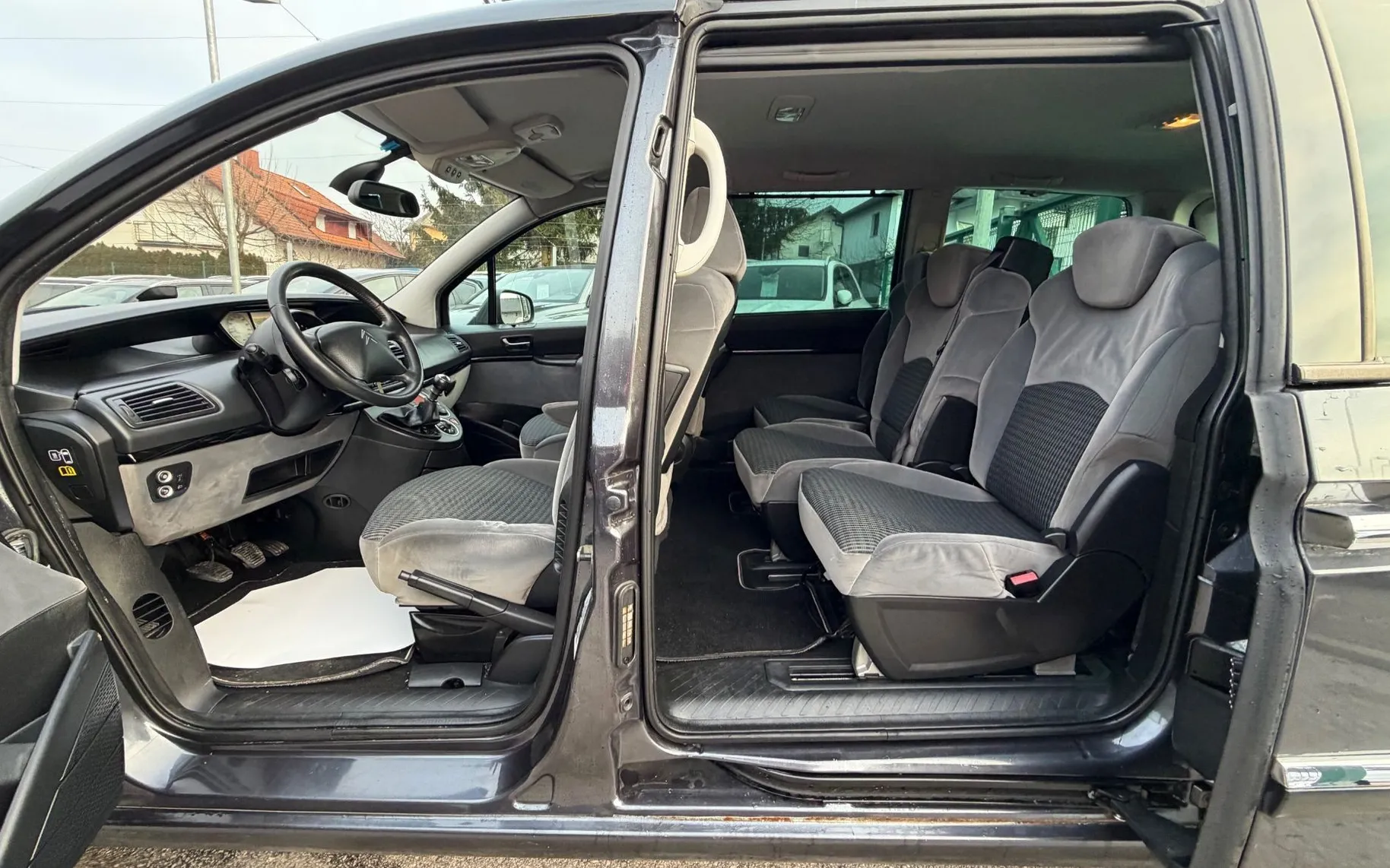 Zunanja slika - Citroën C8 - Tendance 2.0 HDi 160 BVM6 XENON 7 SEDEŽEV NAVI - 14