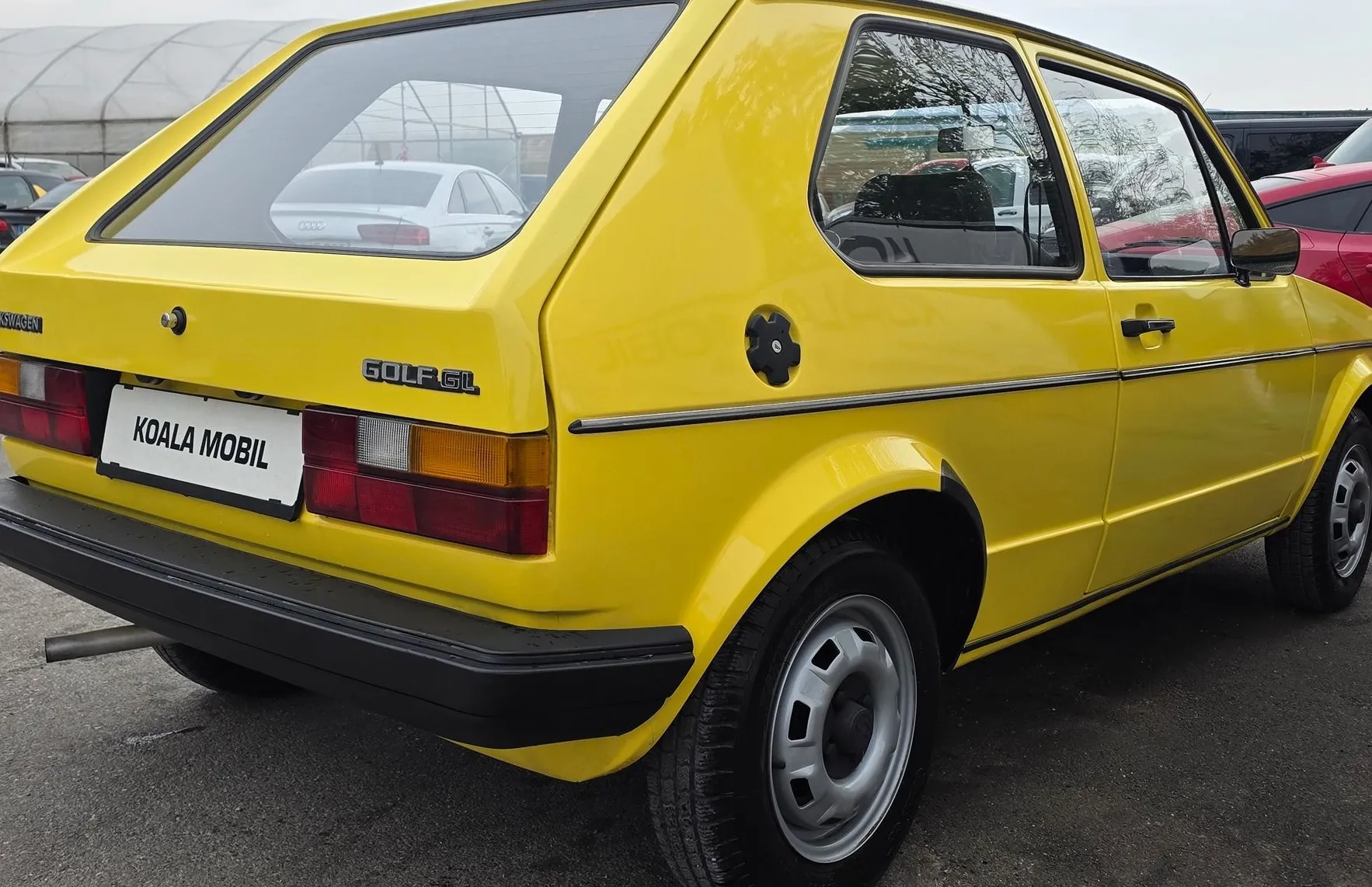Zunanja slika - Volkswagen Golf - 1.3 GL OBNOVLJEN KOT NOV - 4