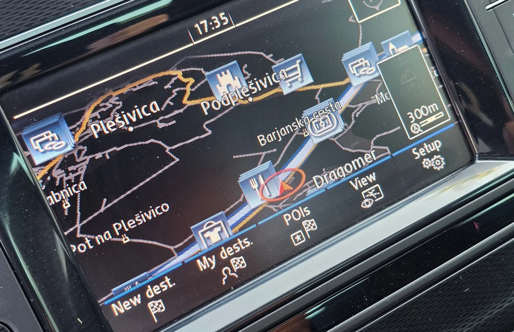 Zunanja slika - Volkswagen Golf - 2.0 GTI BMT LED-ŠIBEDAH-GRETJE SEDEŽEV-ALU - 16