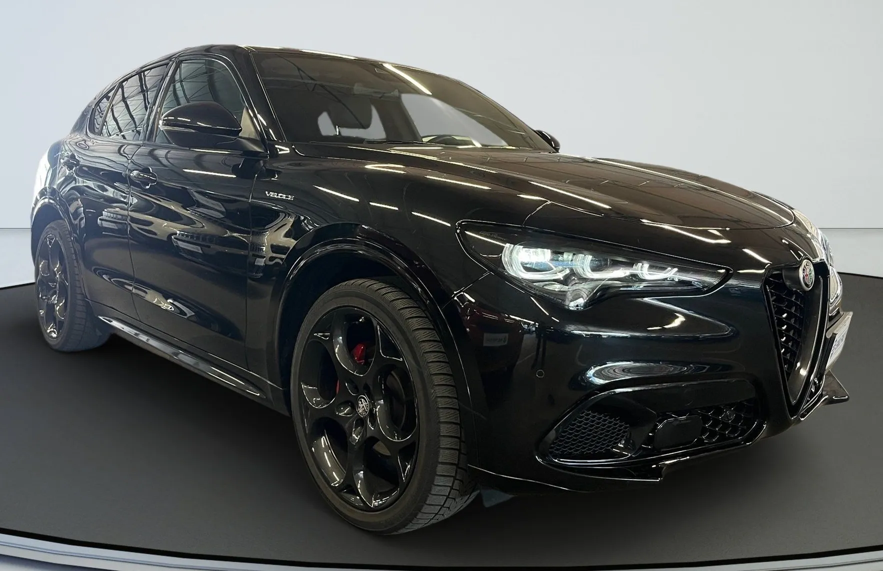 Zunanja slika - Alfa Romeo Stelvio - Q4 2.2 Multijet 210 Veloce Avt. - 2