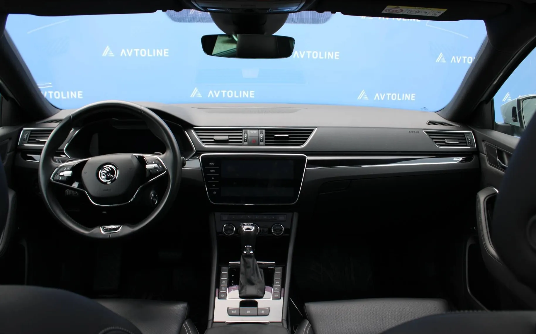 Zunanja slika - Škoda Superb - 1.4 TSI PHEV L K Combi DSG GRET-HLAJENJE SED.PANO. - 7