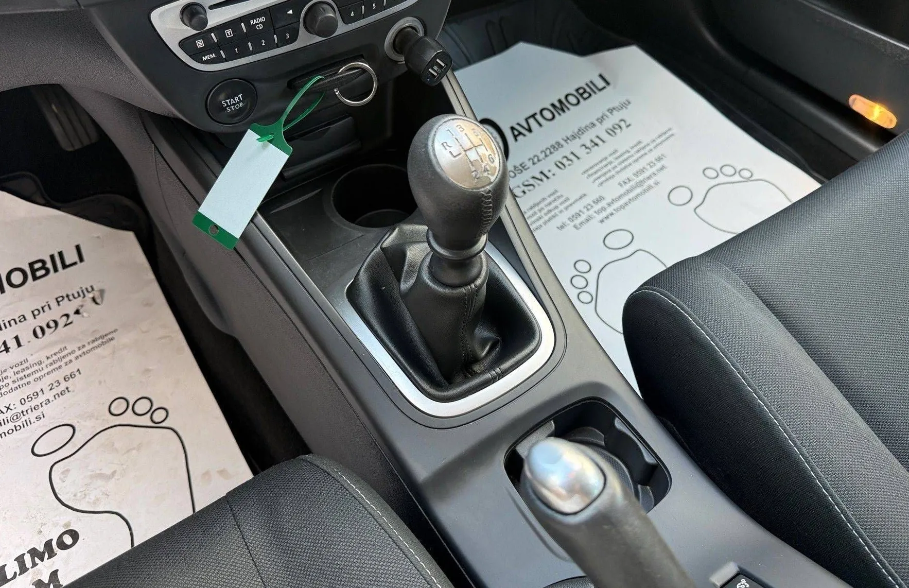 Zunanja slika - Renault Mégane - Megane 1.6 16V SLOVENSKO VOZILO REDNO SERVISIRANO TOP... - 17