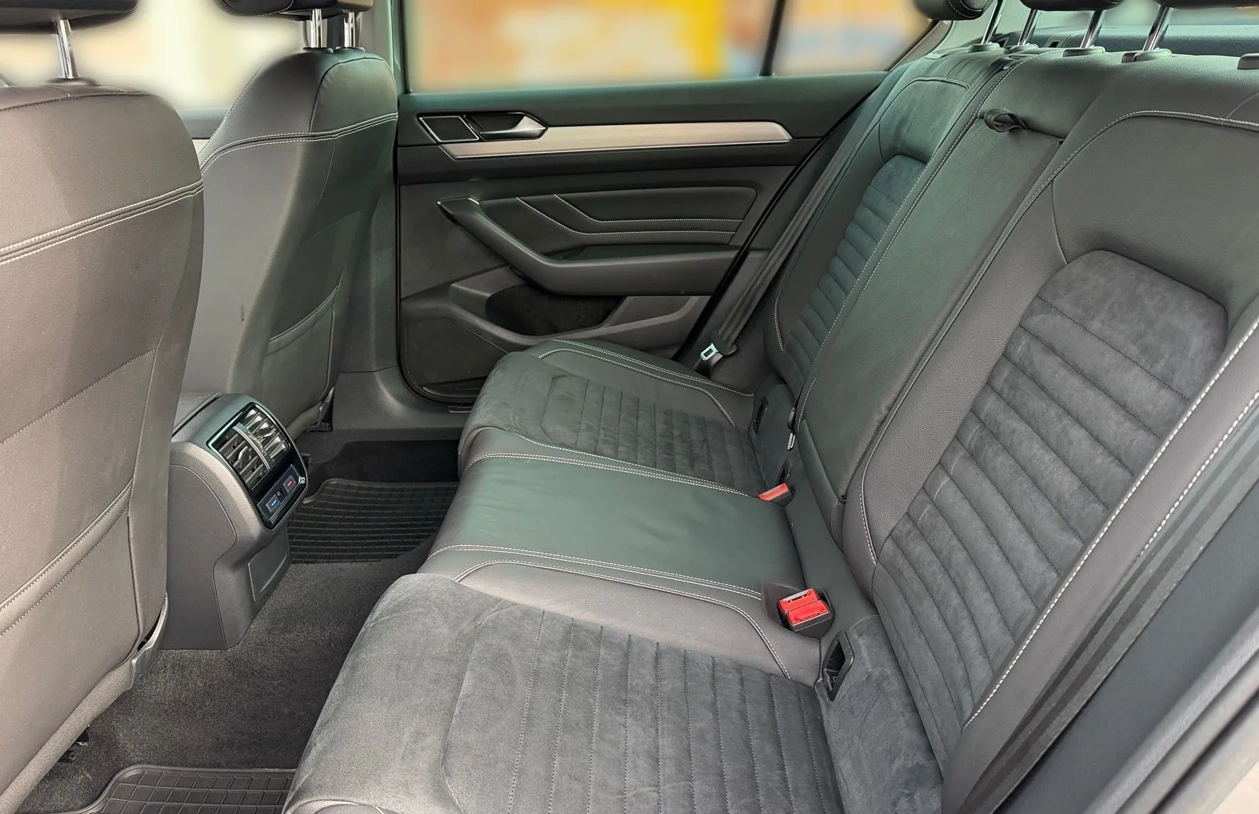 Zunanja slika - VW Passat - 2.0 TDI Elegance DSG Matrix - Kamera - SLO - 10