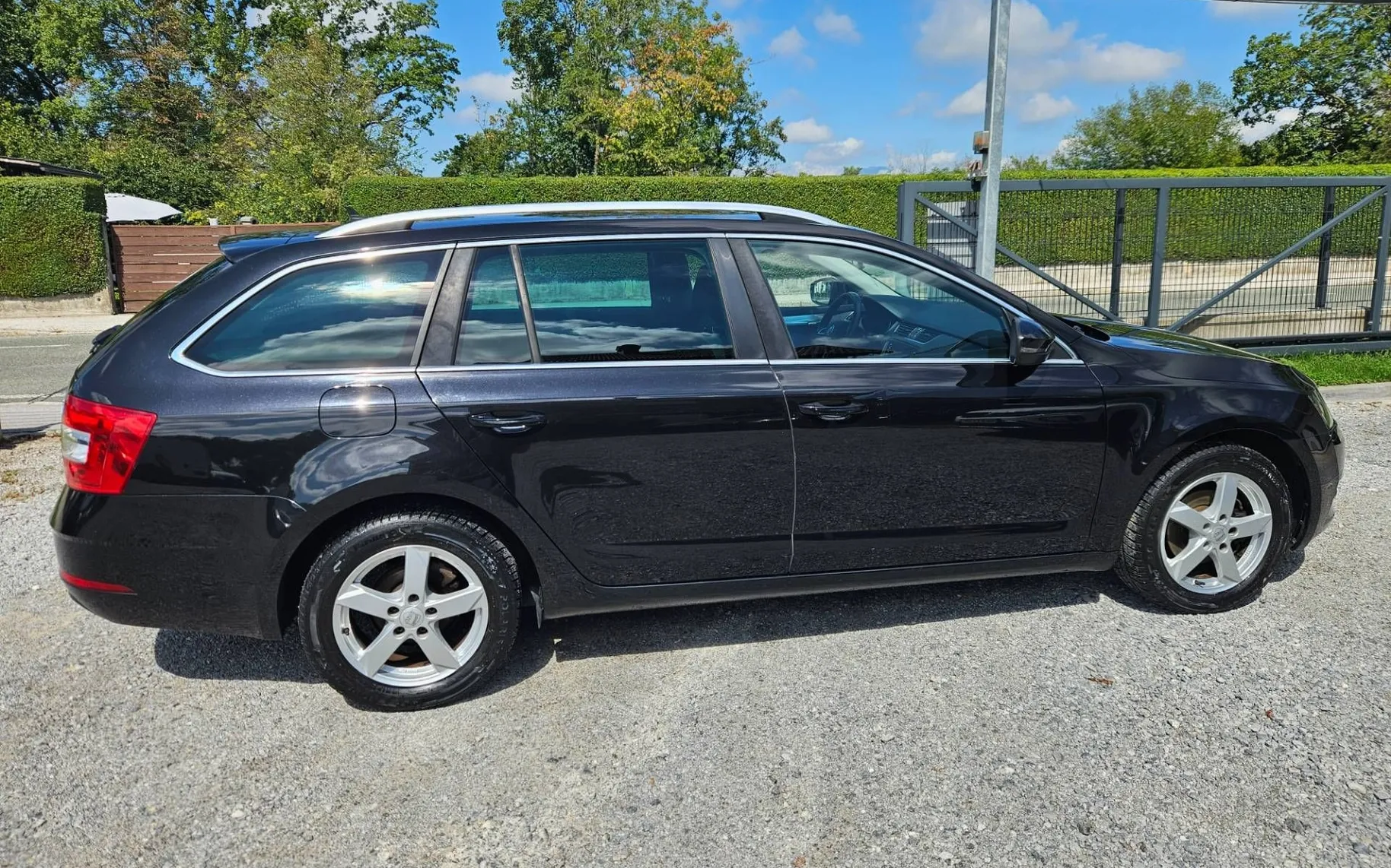 Zunanja slika - Škoda Octavia - Combi 1.6 TDI  1.LASTNIK  SLO SAMO 92000KM... - 5