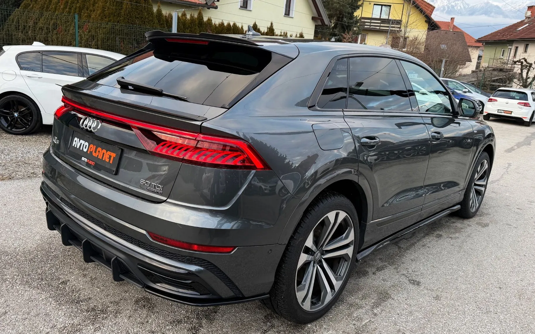 Zunanja slika - Audi Q8 - 50 TDI Quattro 3xS-LiNE HD MATRIX ACC 360KAM ALU22 - 7