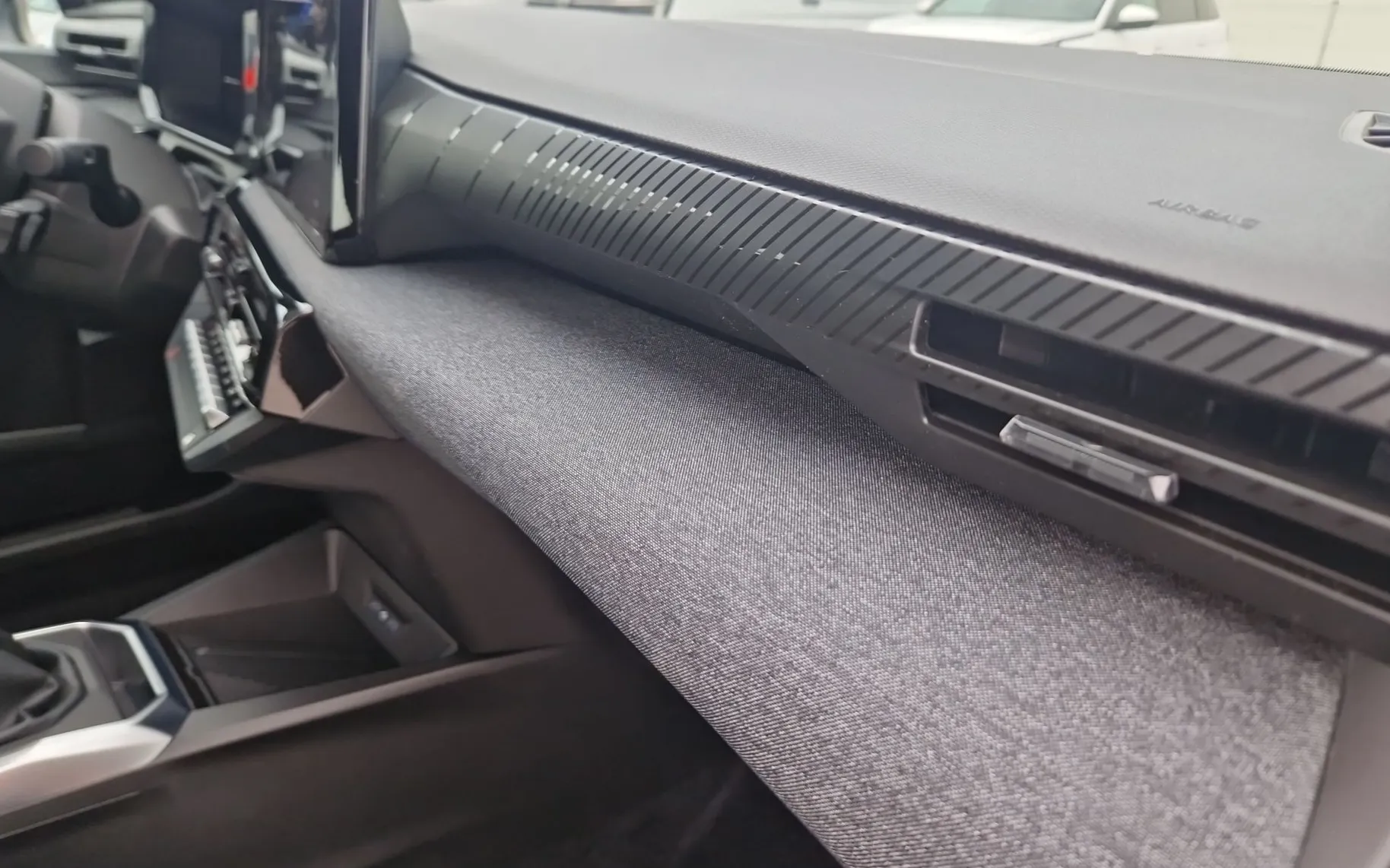 Zunanja slika - Renault Clio - evolution TCE 115 + paket udobje in kamera - 19