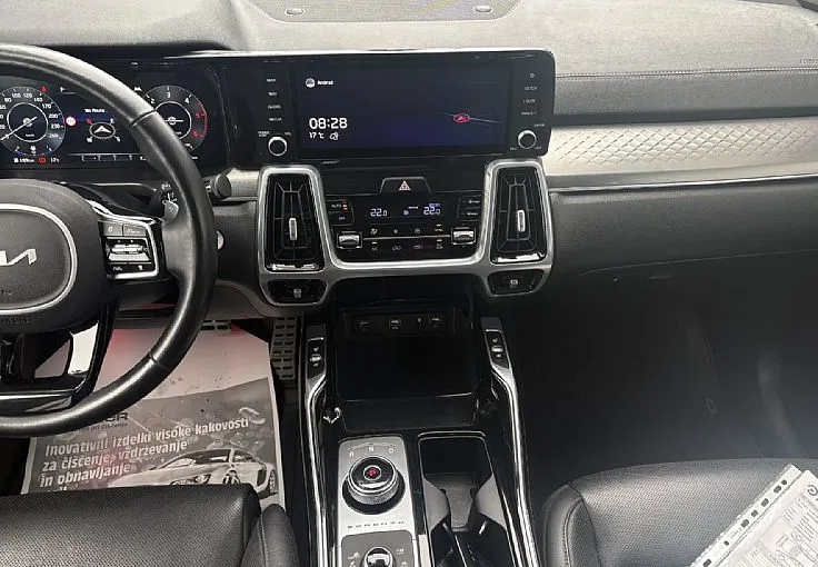 Zunanja slika - KIA Sorento - 2.2 CRDi AWD EX Limited DCT - 9