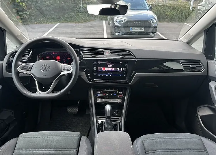 Zunanja slika - VW Touran - 2.0 TDI SCR avt. R-Line Edition 110 150 - 5