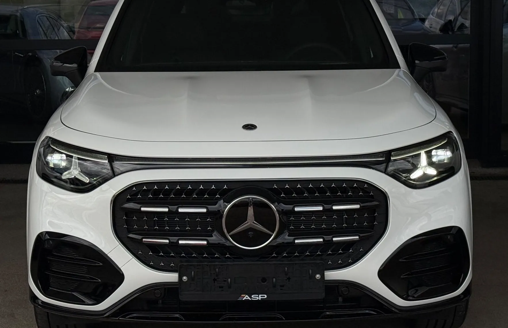 Zunanja slika - Mercedes-Benz GLB-Razred - 220 4MATIC AMG LINE - 2