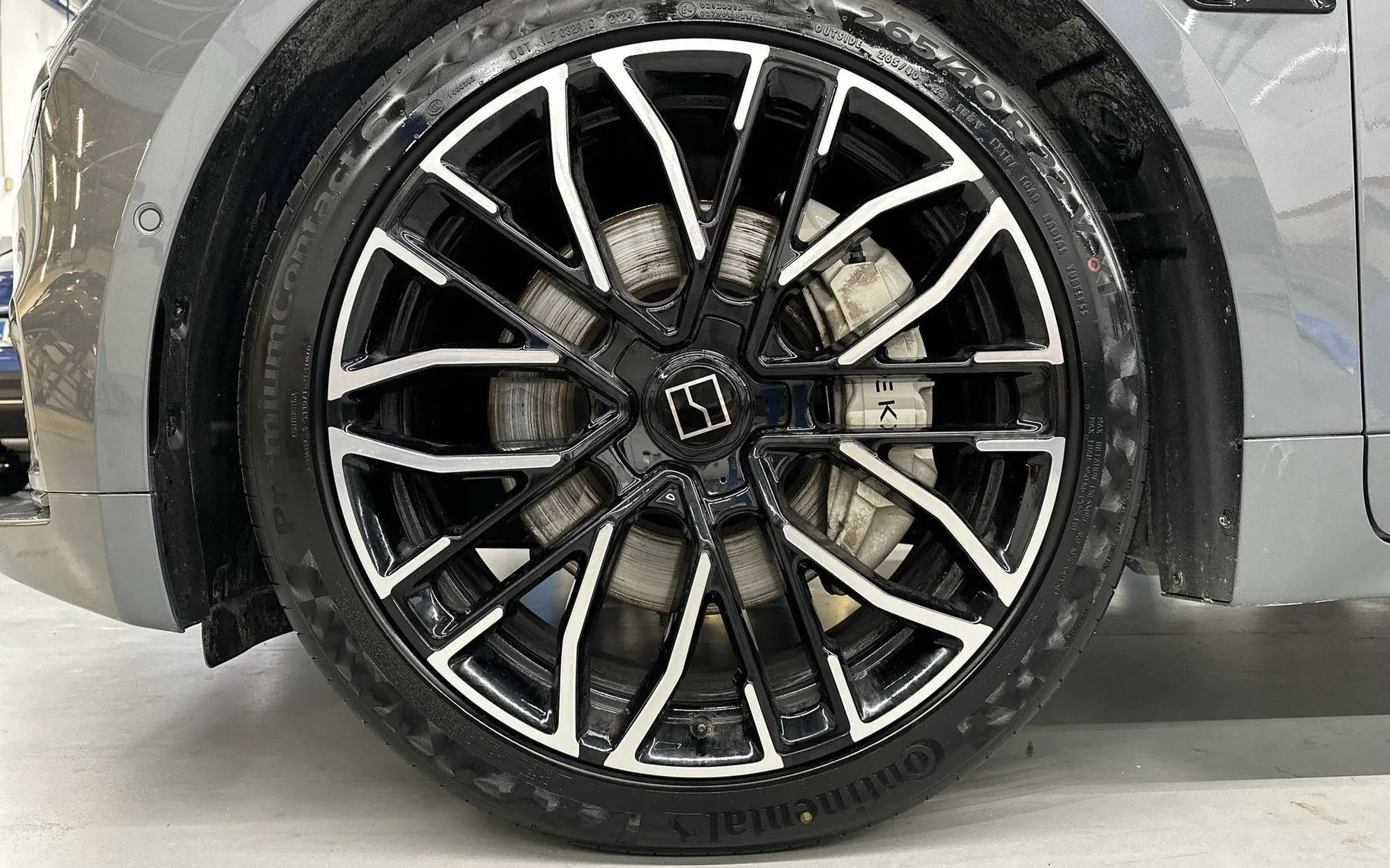 Notranja slika - Zeekr 001 - Privilege AWD - 9