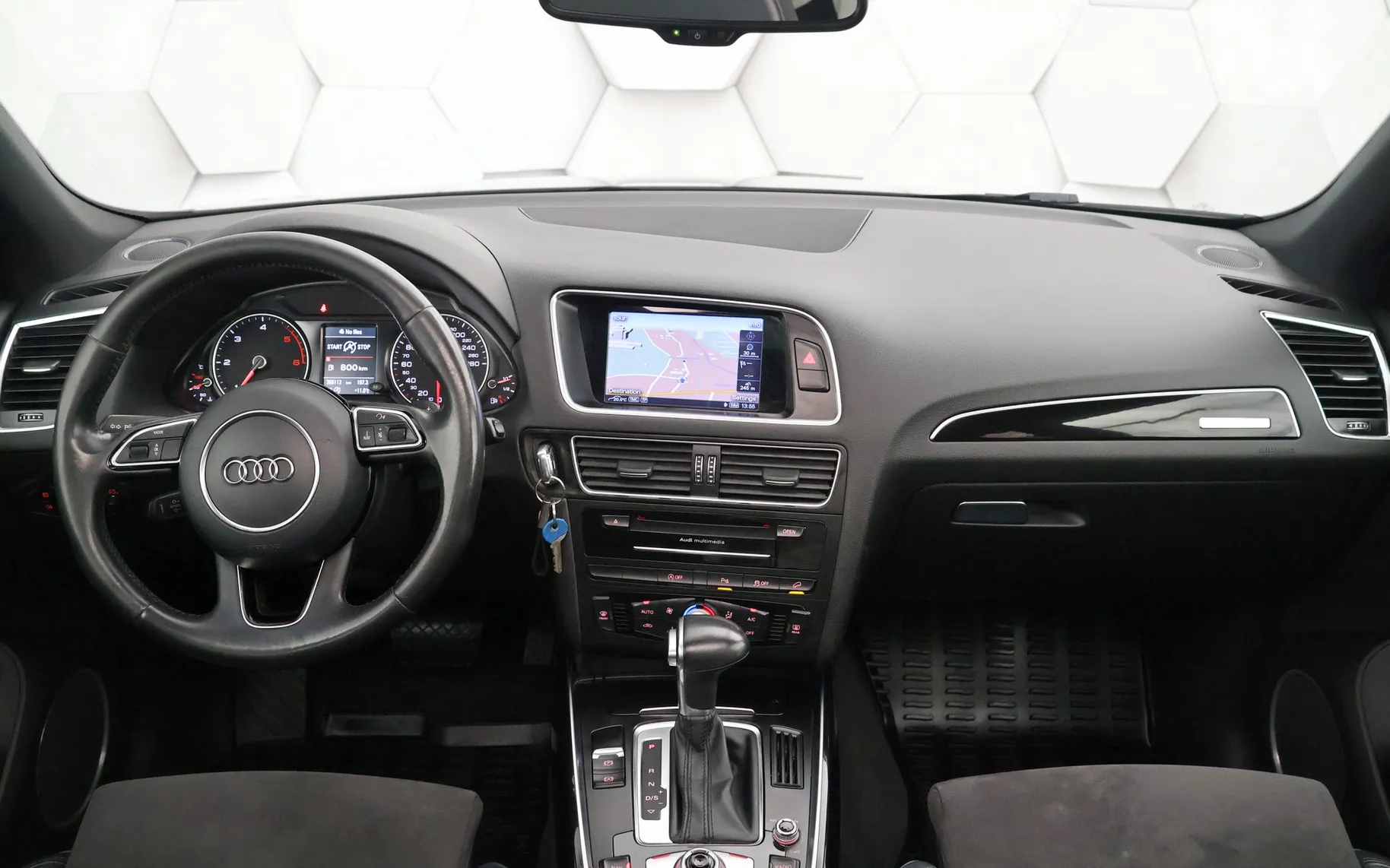 Zunanja slika - Audi Q5 - Offroad 2.0 TDI Quattro S-Tronic 191KM - 7