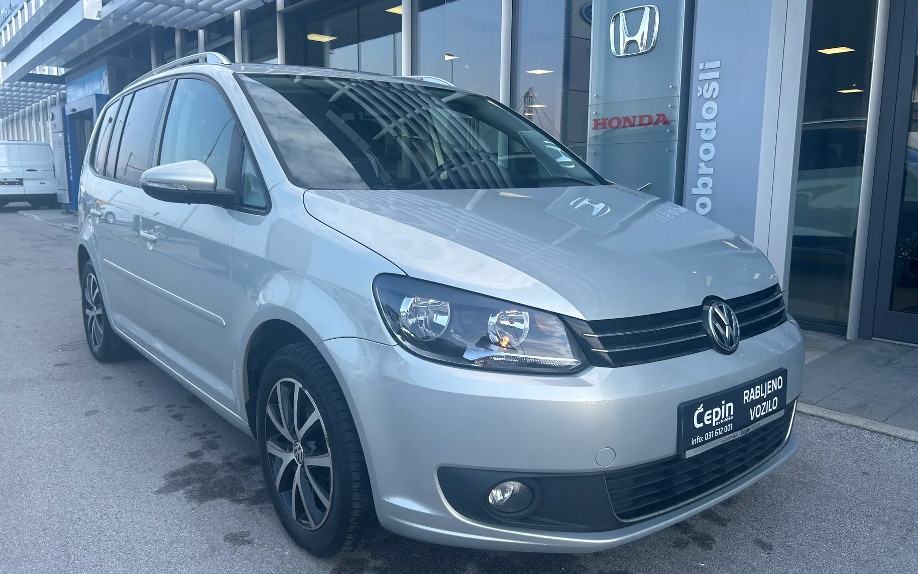 Zunanja slika - Volkswagen Touran - | 1.6 TDI | BlueMotion | DSG | HIGHLINE | TOP | - 1