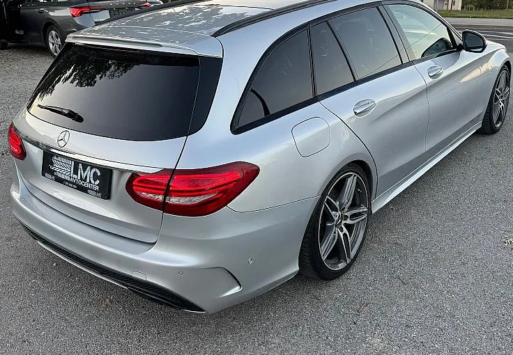 Zunanja slika - Mercedes-Benz C-Razred - C43 AMG 367ks °PANORAMA° °KAMERA° °19-COL° - 4