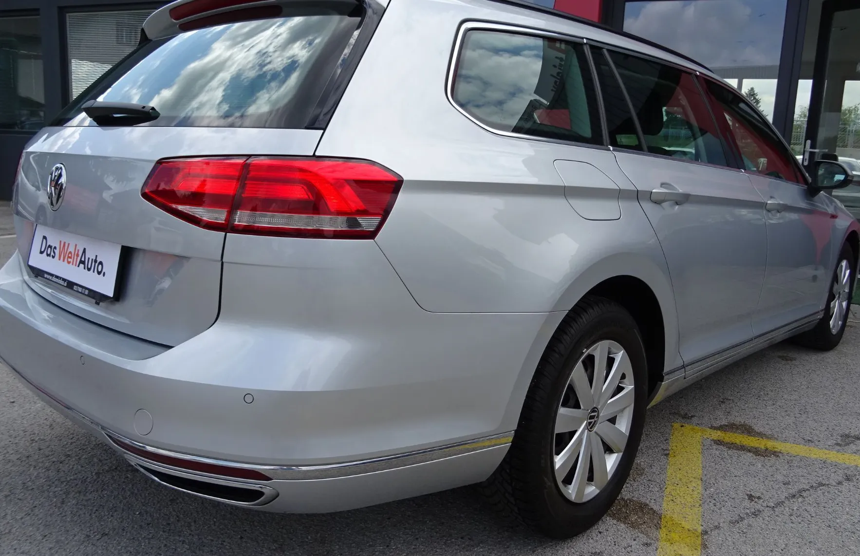 Zunanja slika - Volkswagen Passat - Variant 2.0 TDI DSG 4Motion Comfortline 190KM - NAVI - - 4