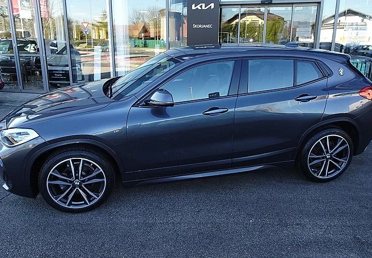 Zunanja slika - BMW X2 - serija : sDrive18i M Sport AKCIJA - 1.000 € - 3