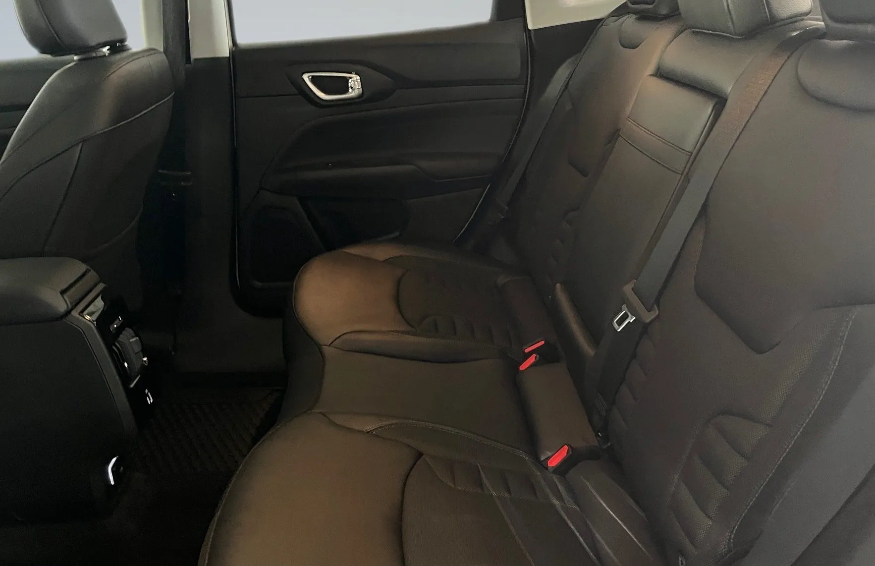 Zunanja slika - Jeep Compass - 1.5 T4 e-Hybrid North Star DCT - 11