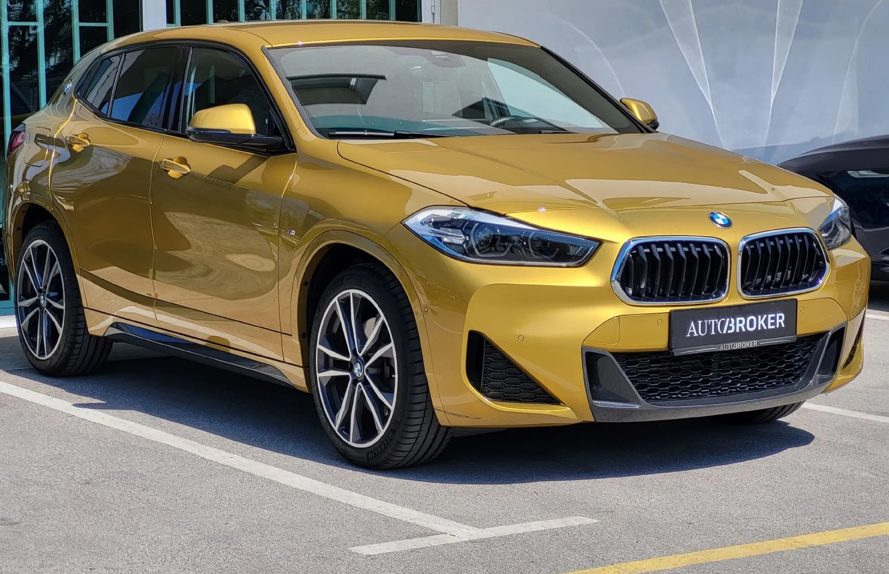 Zunanja slika - BMW X2 - serija : xDrive20d AT  M-Sport Cena novega 61000 EUR - 3