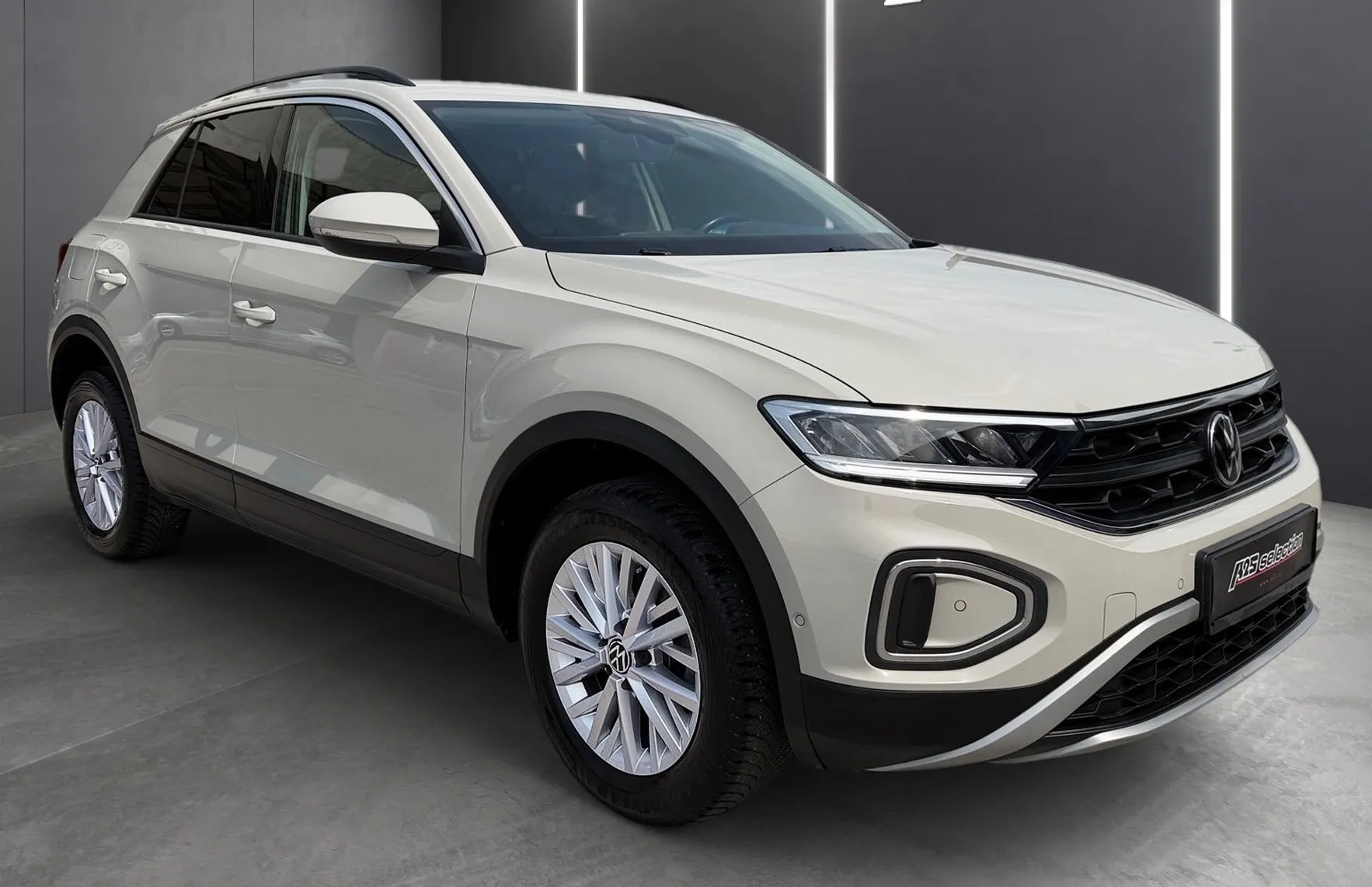 Zunanja slika - VW T-Roc - 1.0 TSI BMT Life-LED-PDC-AppConnect... - 2