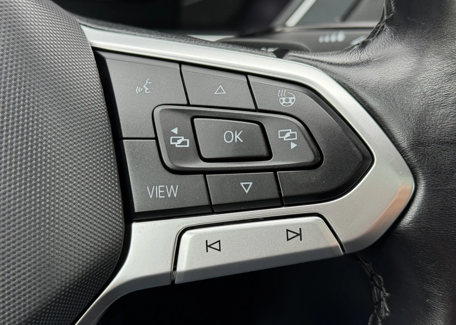 Zunanja slika - Volkswagen Tiguan - 2,0 TDI DSG - 14