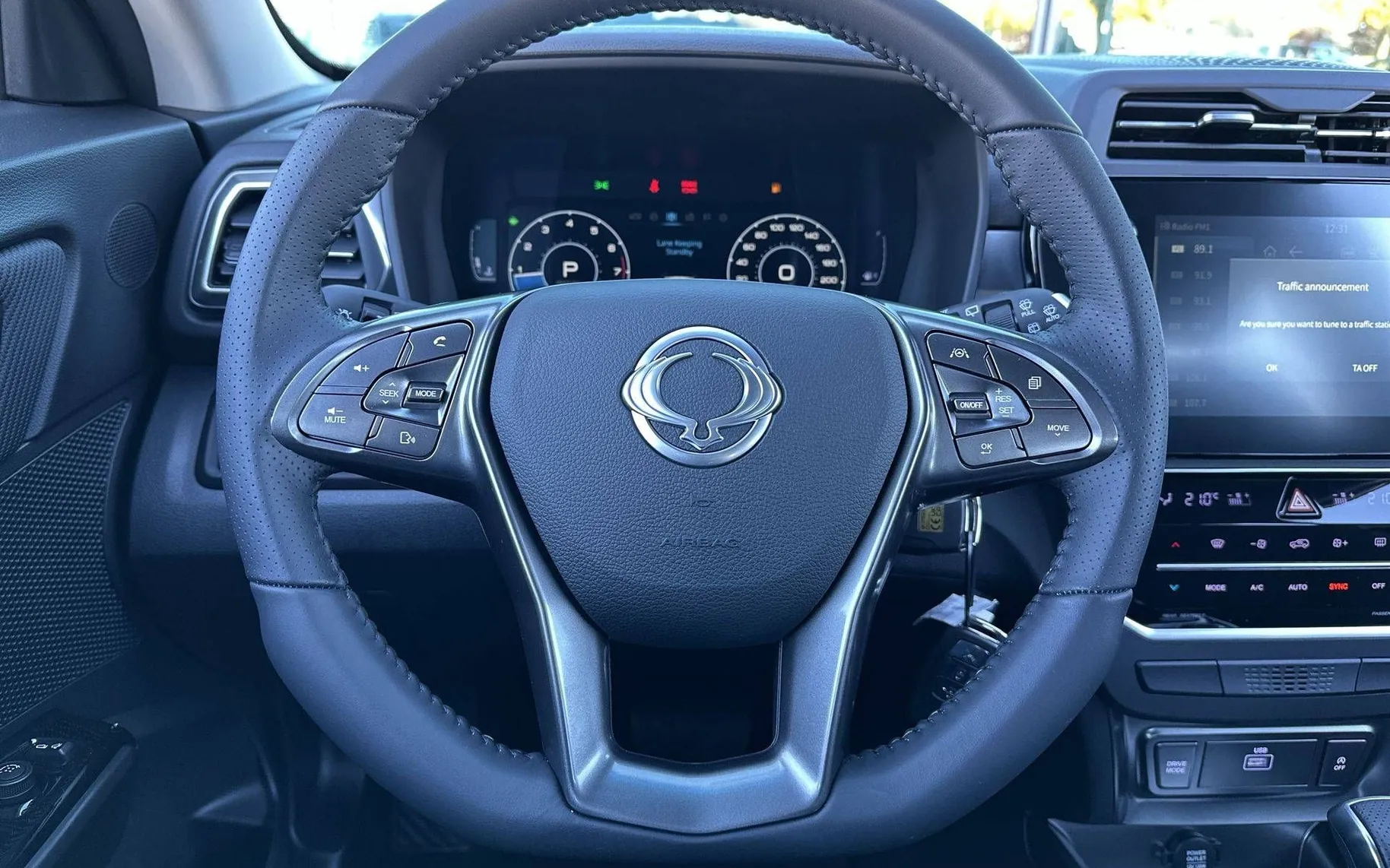 Notranja slika - KG Mobility Tivoli - 1.5 GDI-T Fresh A T - 15