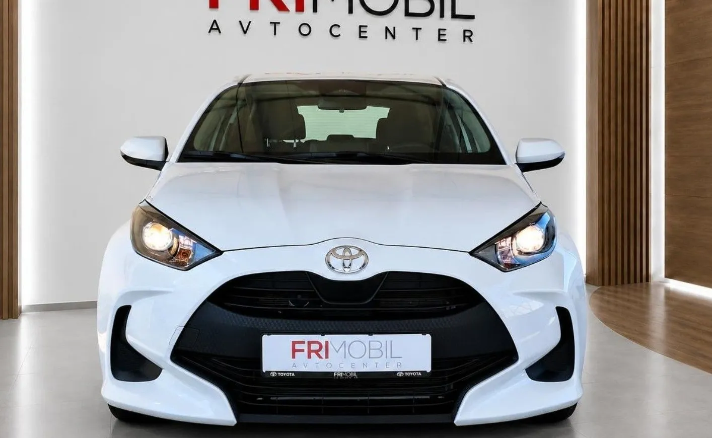 Zunanja slika - Toyota Yaris - Hybrid 1.5 VVT-i Luna •Slovensko vozilo•1.lastnik• - 5