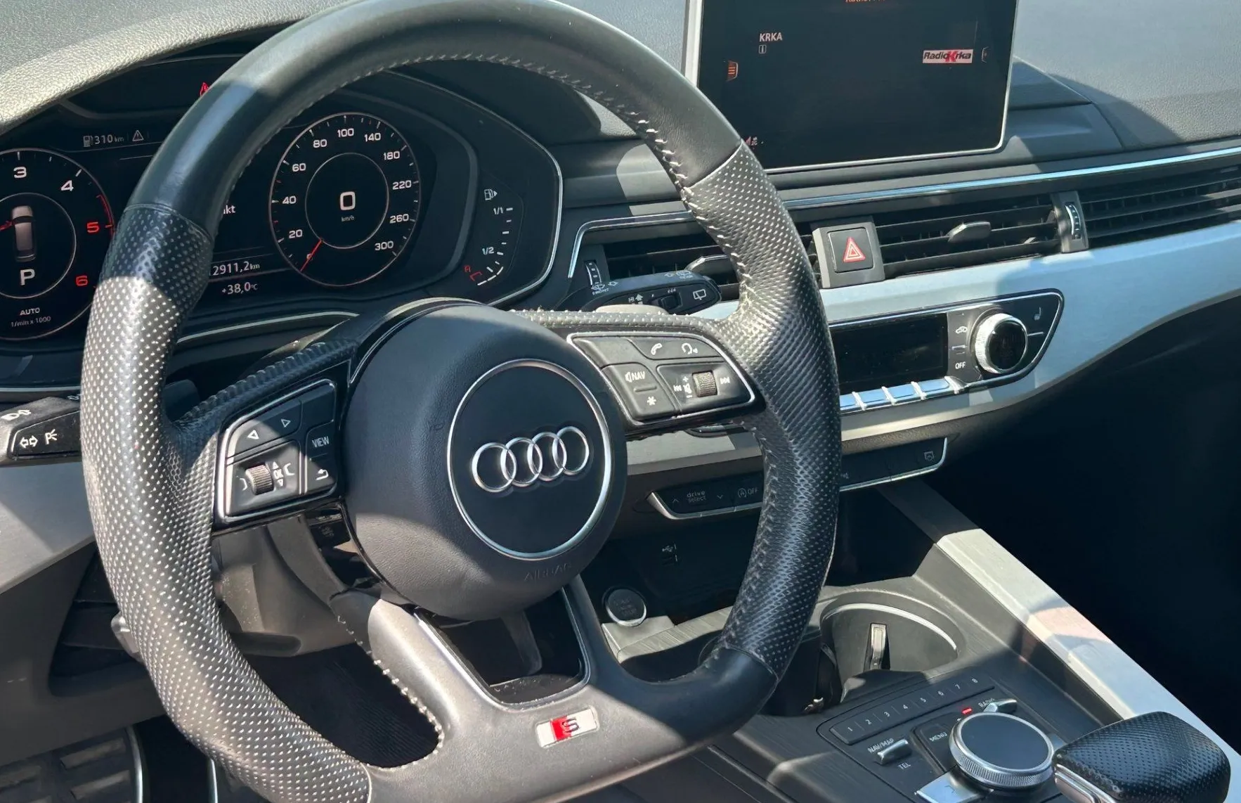 Zunanja slika - Audi A4 - Avant 35 TDI Sport S - Line  S tronic - 5